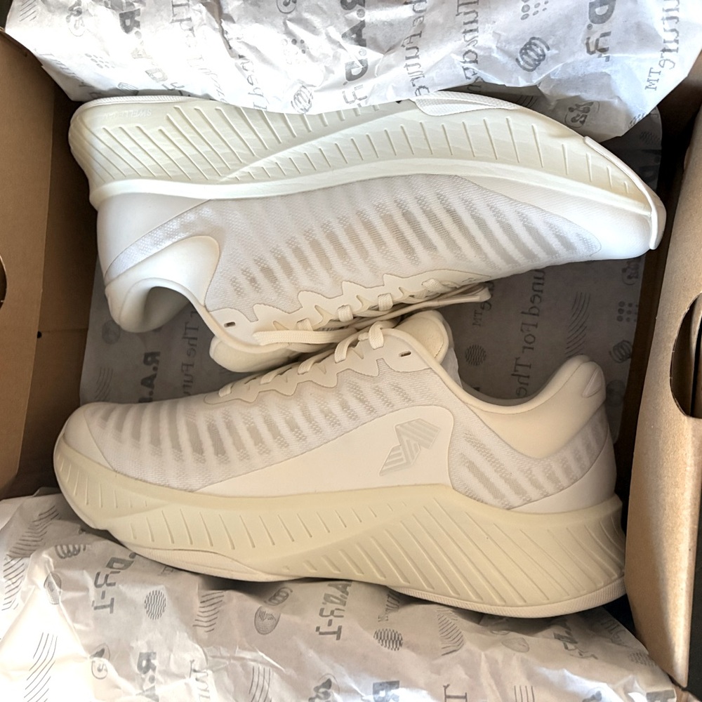 R.A.D. R-1 Runners brand new in box